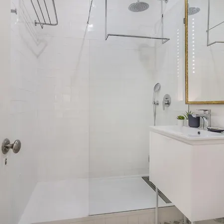 Апартаменты Graca Trendy Flat *